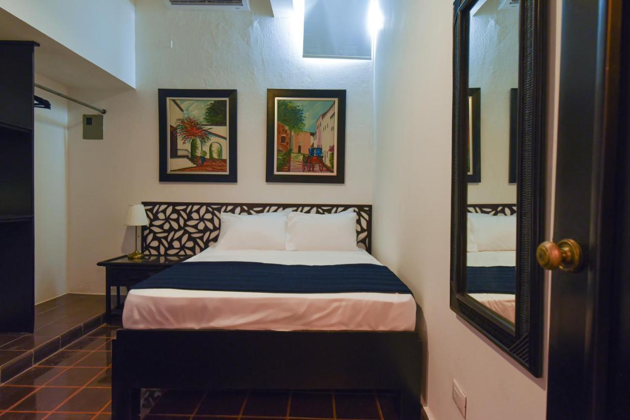 Ph 19 Guesthouse Hotel In Gazcue Santo Domingo Buitenkant foto