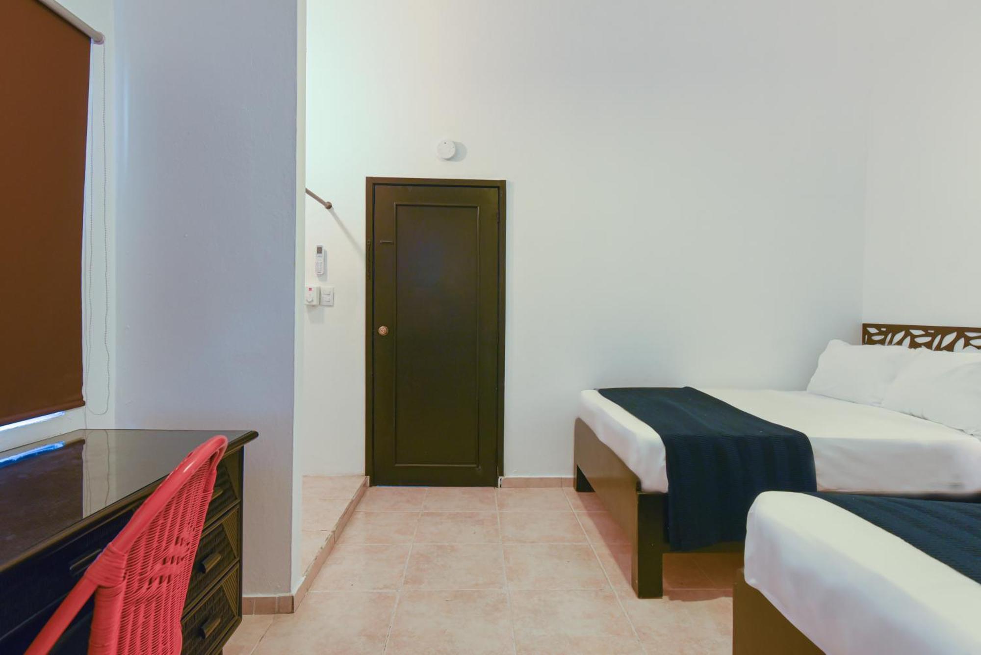 Ph 19 Guesthouse Hotel In Gazcue Santo Domingo Buitenkant foto