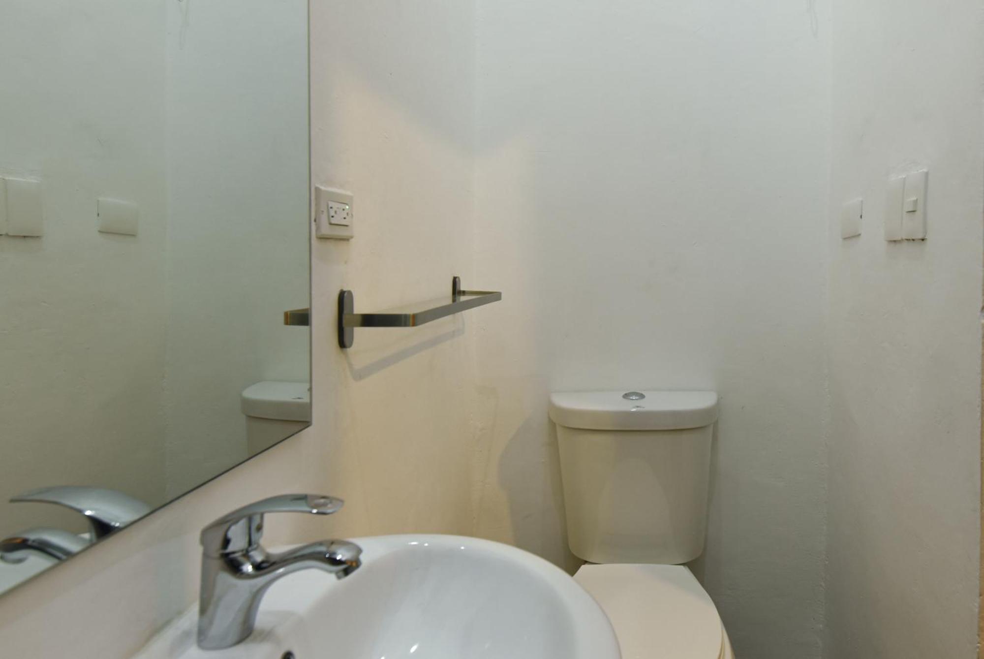 Ph 19 Guesthouse Hotel In Gazcue Santo Domingo Kamer foto
