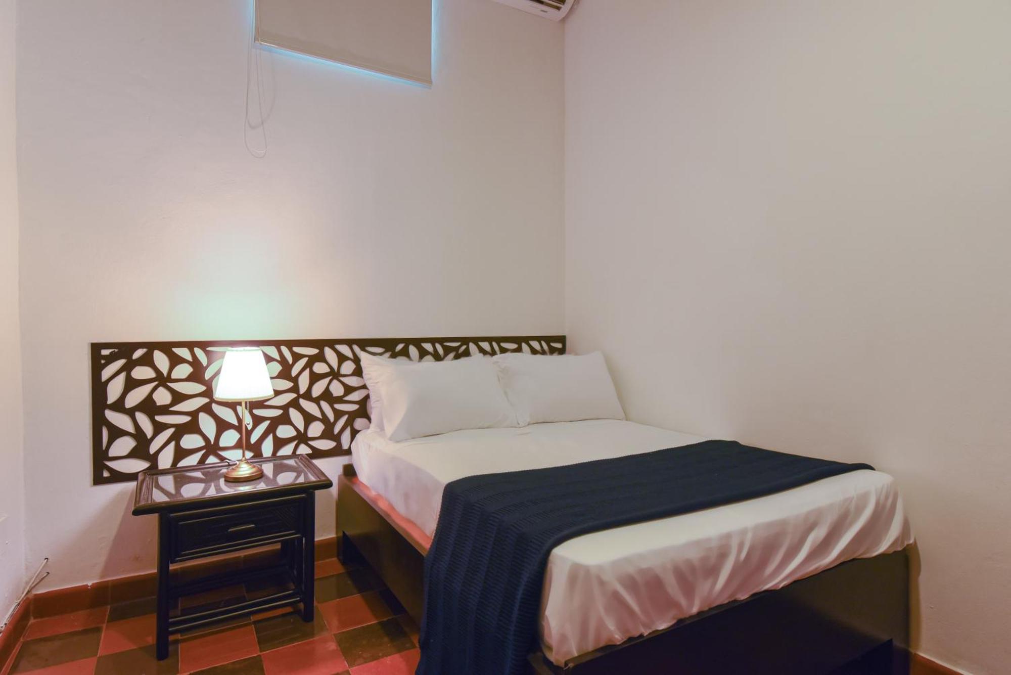 Ph 19 Guesthouse Hotel In Gazcue Santo Domingo Kamer foto