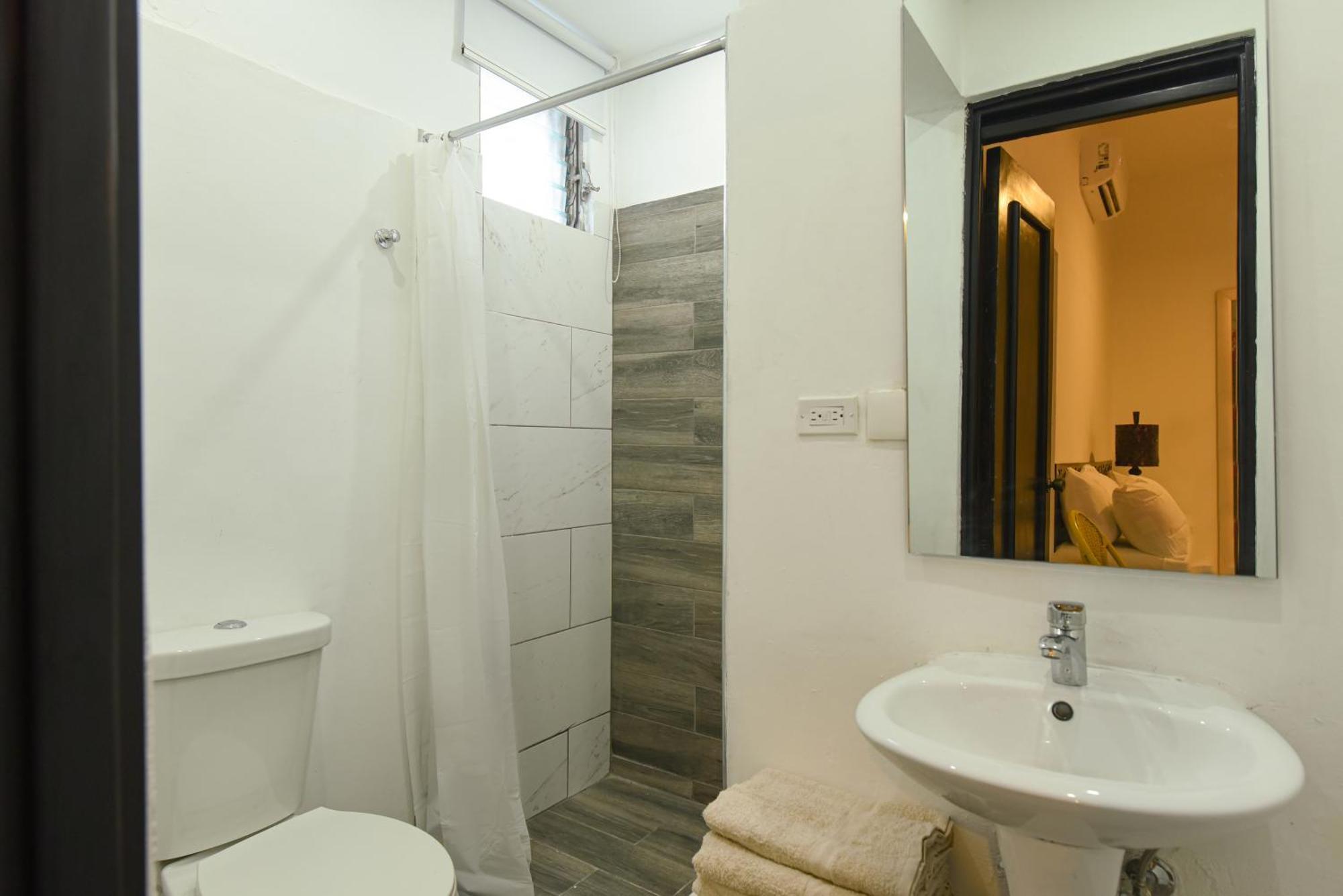 Ph 19 Guesthouse Hotel In Gazcue Santo Domingo Kamer foto